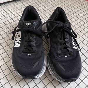 HOKA Bondi 8